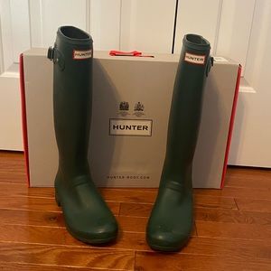 Matte Green Hunter Boots